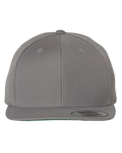 6089M - Adjustable flat peak cap